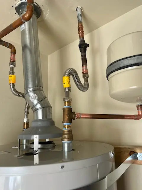 Water heater installation and plumbing repair in Minchin